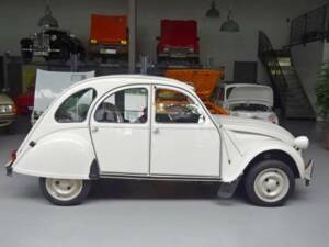 Image 3/29 of Citroën 2 CV 6 (1987)