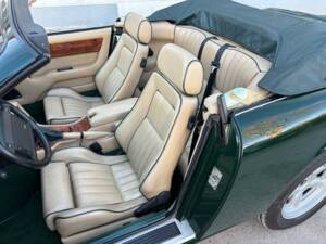 Bild 11/20 von Aston Martin Virage Volante (1994)