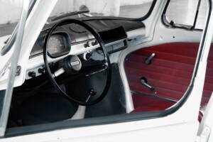 Image 29/48 of Subaru 360 (1970)