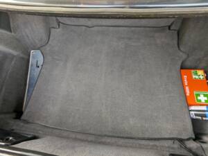 Image 15/29 of Mercedes-Benz 500 SEL (1990)