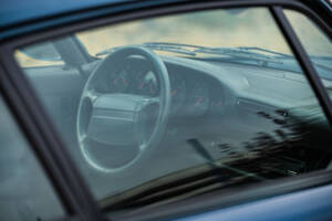 Immagine 15/87 di Porsche 911 Turbo 3.3 (1991)