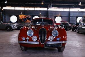 Bild 2/46 von Jaguar XK 120 FHC (1952)