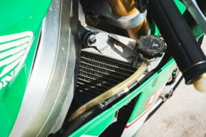 Image 22/50 of Honda VFR 750R RC 30 (1992)