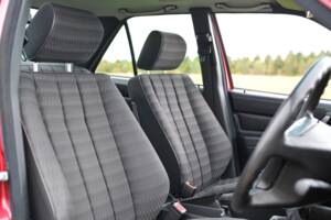 Image 17/31 of Mercedes-Benz 190 E (1993)