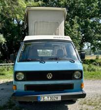 Bild 4/7 von Volkswagen T3 Westfalia 1.9 (1988)