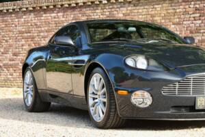 Image 33/50 of Aston Martin V12 Vanquish (2003)