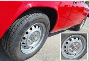 Afbeelding 6/11 van Alfa Romeo Giulia 1300 GT Junior (1971)