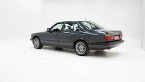 Afbeelding 4/15 van BMW 730i (1988)