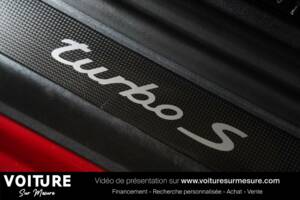 Bild 25/33 von Porsche 911 Turbo S (2017)