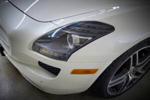 Bild 38/100 von Mercedes-Benz SLS AMG Roadster (2012)
