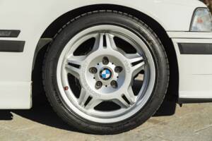 Bild 24/50 von BMW 318is "Class II" (1994)