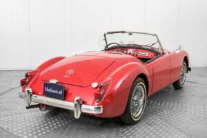 Imagen 27/50 de MG MGA 1600 (1961)