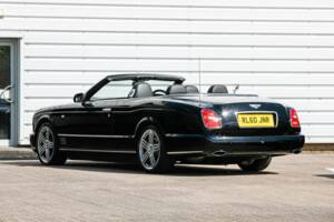 Image 4/29 de Bentley Azure T (2010)