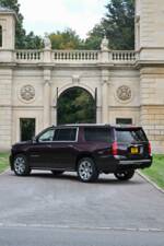 Image 22/50 of Chevrolet Suburban (2017)