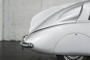 Image 26/50 of Tatra T 87 (1949)