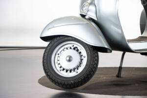 Bild 33/50 von Piaggio Vespa 150 Sprint (1967)