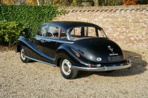 Bild 35/50 von BMW 502 - 3,2 Liter (1958)