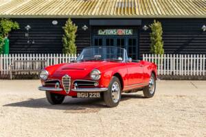 Image 1/8 of Alfa Romeo Giulia 1600 Spider (1963)