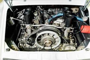 Image 29/46 de Porsche 911 RSR 3.0 (1976)