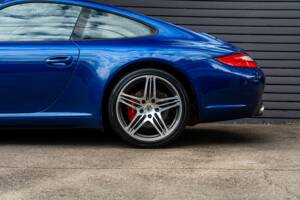 Image 6/50 of Porsche 911 Carrera S (2010)