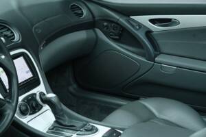 Image 48/50 of Mercedes-Benz SL 55 AMG (2003)
