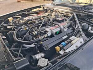 Image 23/41 of Jaguar XJRS 6.0 (1990)