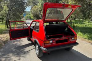 Image 27/31 de Volkswagen Golf I GTI 1.6 (1982)