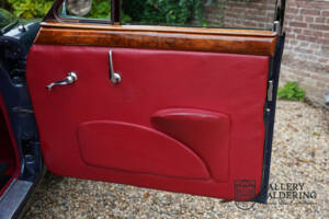 Image 30/50 of Jaguar Mk II 3.4 (1966)