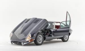 Bild 16/99 von Jaguar E-Type 4.2 (1966)