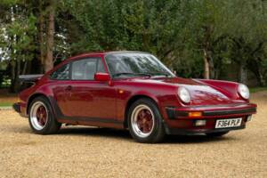 Immagine 1/50 di Porsche 911 Carrera 3.2 (1989)