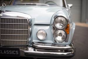 Image 26/39 of Mercedes-Benz 280 SE 3,5 (1971)