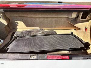 Image 12/50 de Mercedes-Benz 300 SL-24 (1991)