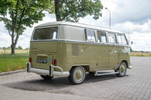Image 8/8 of Volkswagen T1 minibus (1965)