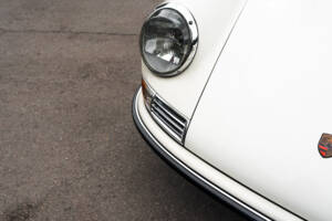 Image 77/78 of Porsche 911 2.0 E (1968)