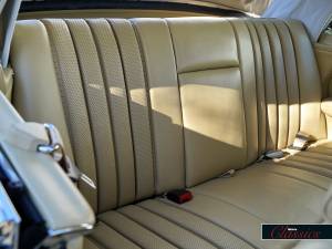 Bild 19/48 von Mercedes-Benz 280 SE (1969)