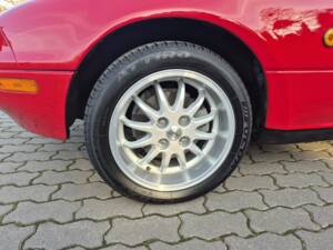 Image 6/56 de Mazda MX-5 1.8 (1995)