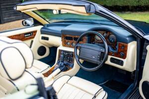Image 40/50 of Aston Martin Virage Volante (1997)