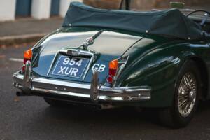 Image 24/50 of Jaguar XK 150 DHC (1954)