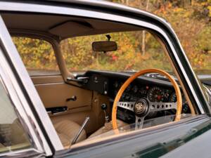 Bild 9/16 von Jaguar E-Type (1971)