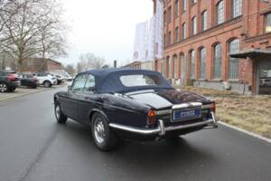 Bild 27/27 von Daimler Double Six Avon-Stevens (1978)