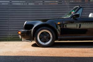 Afbeelding 8/62 van Porsche 911 Carrera 3.2 "#250.000 911" (1987)