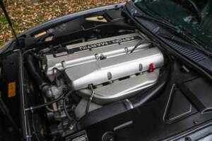 Image 26/34 of Aston Martin DB 7 (1999)