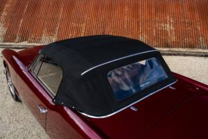 Image 14/51 of Maserati 3500 GTI Spyder Vignale (1963)
