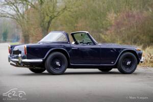 Image 23/45 of Triumph TR 4A (1966)