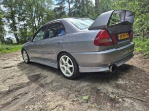 Image 8/8 of Mitsubishi Lancer Evolution IV (1996)