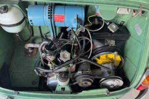 Immagine 16/36 di SEAT 600 D (1966)