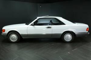 Bild 3/50 von Mercedes-Benz 560 SEC (1988)