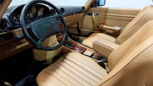 Immagine 20/42 di Mercedes-Benz 560 SL (1989)