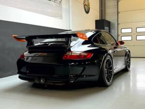 Bild 36/50 von Porsche 911 GT3 RS (2008)
