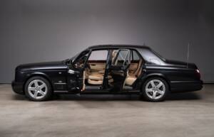 Image 15/46 of Bentley Arnage T (2004)